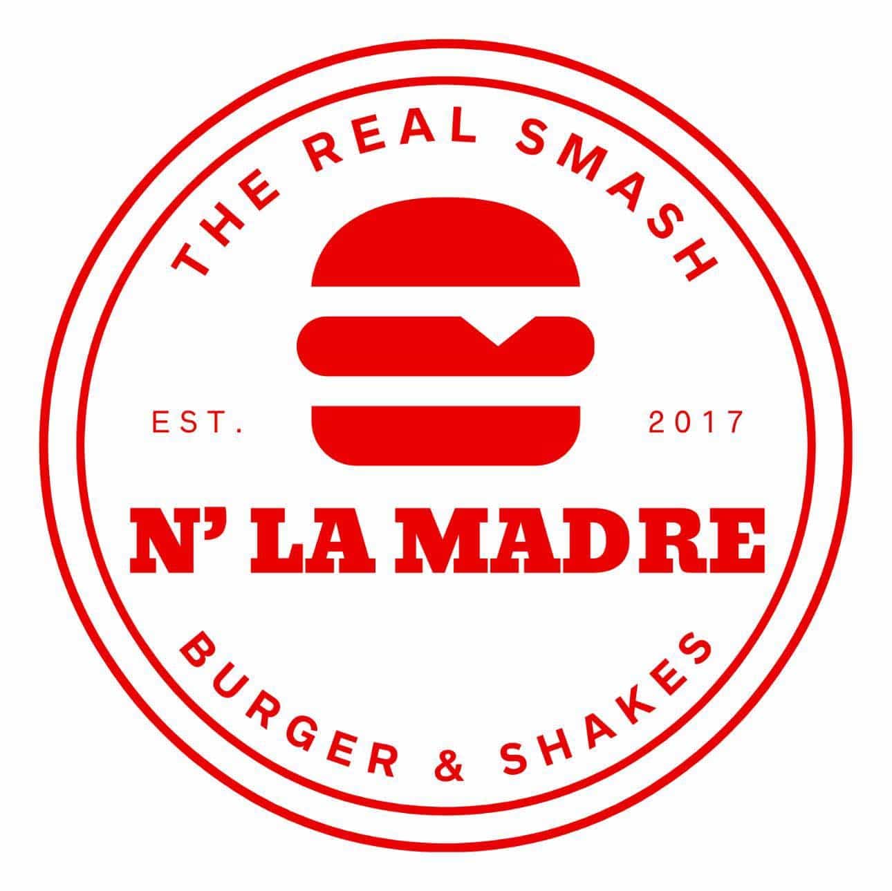 Logo de N'La Madre Burgers & Shakes